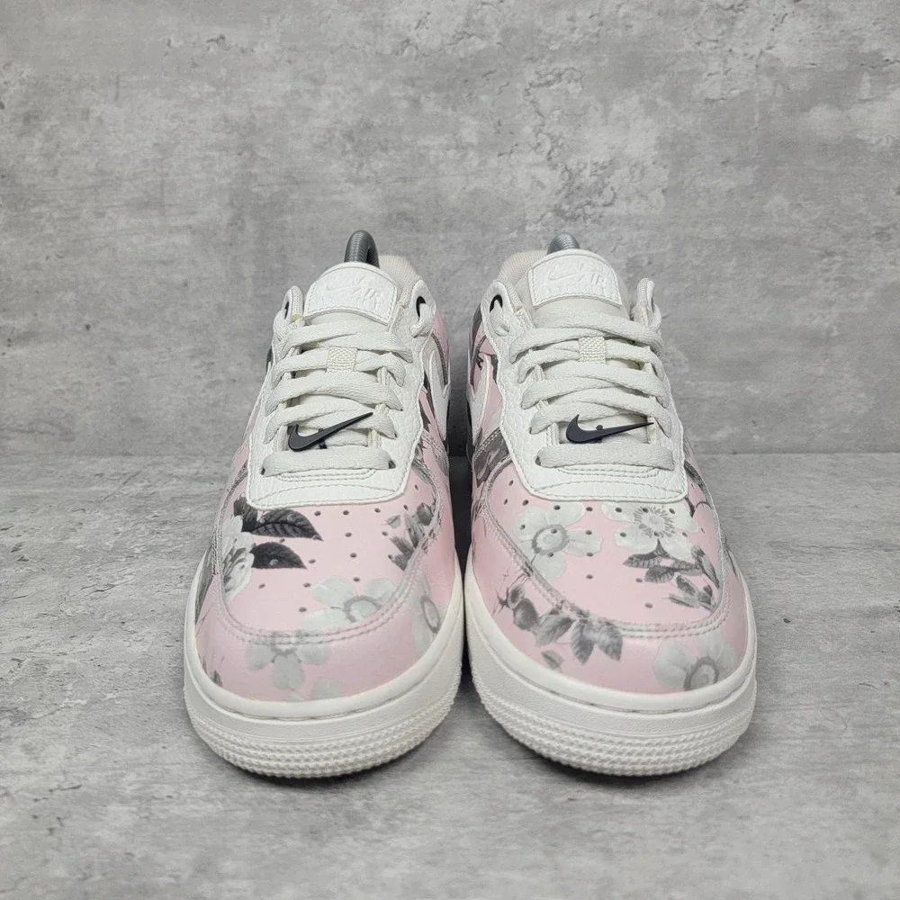 NIKE Womans Size 8 Air FORCE 1 Pink FLORAL AO1017 102 WHITE LEATHER SNEAKERS - Picture 2 of 8